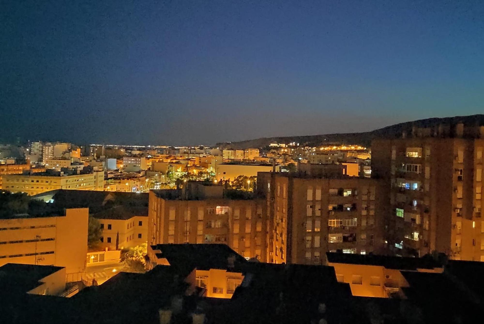 Confortable Excelentes Vistas Αλμερία Δωμάτιο φωτογραφία
